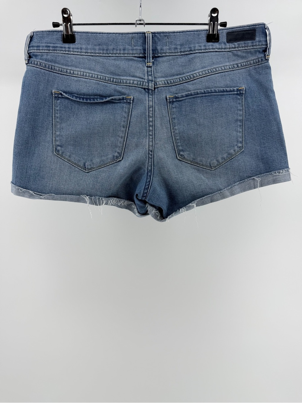 Abercrombie & Fitch Medium Wash Low Rise Denim Shorts, Women's 29 - Picture 4 of 7